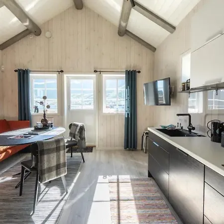 Holiday home Madelhea Cabin- Seaview
