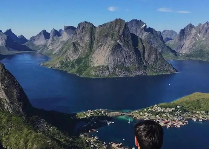 Tatil Evi Madelhea Cabin- Seaview Reine